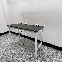 6' Laborotory Bench With Shelves image 1
